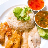 ข้าวขาหมู-ข้าวมันไก่ เจ๊สุอิ่มอร่อย