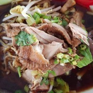 อาซิ้มเตี๋ยวเป็ด