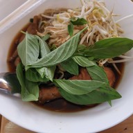 สามย่านก๋วยเตี๋ยวไก่ตุ๋นมะระ สาขา ลาดพร้าว