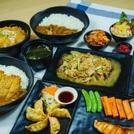 Gohan by Chooji (Banthat Thong) บรรทัดทอง