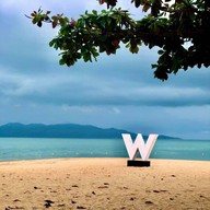 โรงแรมดับเบิ้ลยูรีทรีทเกาะสมุย