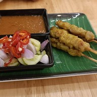 เมนูของร้าน ราดหน้าเส้นทอง