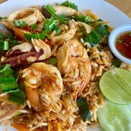 ร้านเตี๋ยวบ้านเรา ดอนหอยหลอด