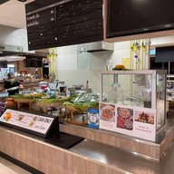 2B ขนมจีนน้ำเงี้ยว ข้าวซอยไก่ หมี่เกี๊ยวหมู กุ้ง