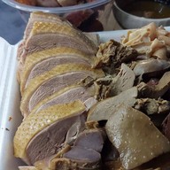ชิณ เป็ดพะโล้