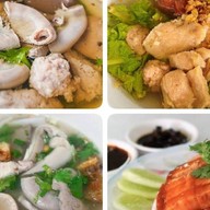 ขนมจีนน้ำยาร้านบ้านจ่า by อาลาดิน