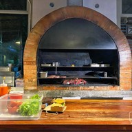 La Cantina Steak House & Pizzeria