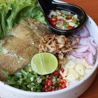 ราชาเมี่ยงปลา&ยำ (ยำ 35 บาท)