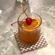 Sapphire Bar โรงแรม เดอะ สุโกศล กรุงเทพ