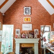 Hillsborough Cafe (Hillsborough The English Hotel Chiangmai)