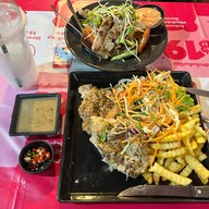 Home Steak สเต็กเด็กเมือง