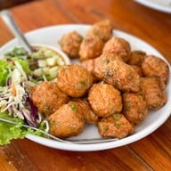 เมนูของร้าน ถ้ำไทรซีฟู้ด ปราณบุรี