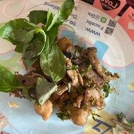 เมนูของร้าน ก๋วยเตี๋ยวเรือเป็นต่อ 1