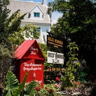 Hillsborough Cafe (Hillsborough The English Hotel Chiangmai)