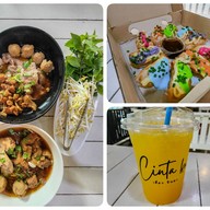 เตี๋ยว ชินตา