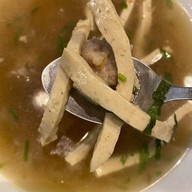 เหมียวปากหม้อ ปากหม้อญวน & ก๋วยจั๊บญวน รัชดาภิเษก