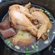 เมนูของร้าน ก๋วยเตี๋ยวไก่ข้ามฟาก  ลาดกระบัง54