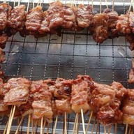เจ้ผึ้งหมูปิ้งโบราณ หนองตารส