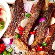 เรื่องของ กะเพราพริกแห้ง สาขาโคราช