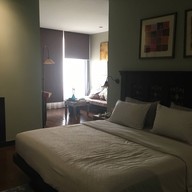 โรงแรมอรุณเรสซิเดนท์