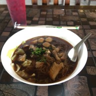 ก๋วยเตี๋ยวไก่นำโชค สาขา4