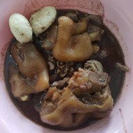 ก๋วยเตี๋ยวน้ำตกหมู (ก๋วยเตี๋ยวคากิ)
