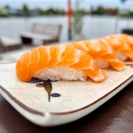เมนูของร้าน คักเนาะ อีสานกายะ x Crazy Sushi หมู่บ้านสัมมากร