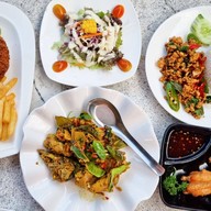 เมนูของร้าน ครัวครูหมึก หัวหิน