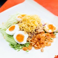 ป้าเเต้ข้าวคลุกกะปิ