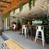 Patcharee Bakery เกาะพีพี