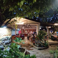 สวนอาหารบ้านหน่อย