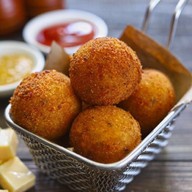 Friend 's house (บ้านเพื่อน) ปทุมธานี