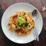 สเต็กริมทาง