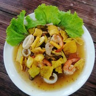 สเต็กริมทาง