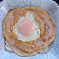 นิแดง.อาหารตามสั่ง/กีเเช กาเเฟโบราณ ตลาดสันติสุข