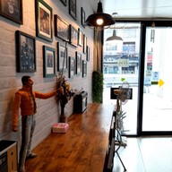 บรรยากาศ Letitbe Coffeebar90s กาแฟสด