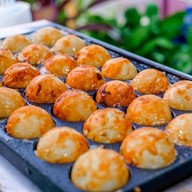 หน้าร้าน อาบังทาโกะยากิ ป่าตอง