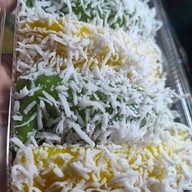 ขนมถั่วแปบแป้งสด บัวลอยกะทิสด บัวลอยแต้จิ๋ว ตลาดนัดโดมข้างโลตัสเอ็กเพรสสามควายเผือก