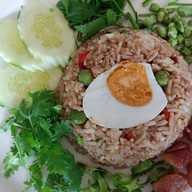 ไผ่โอชะ (หน้าปากทางเข้าโรงเรียนกิตติวิทยา)