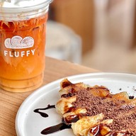 ฟลัฟฟี่ . Fluffy cafe and relax (ขนมปัง ครอฟ เฟิล)