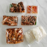 หมูปิ้งโบราณ ลูกช่างทำ (ไก่หมู) ติดปั้ม PT แยกสวนสมเด็จ