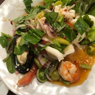 เมนูของร้าน บ้านส้มตำ สาทร