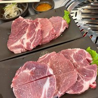 เมนูของร้าน Lumpocha มีโชคพลาซ่า