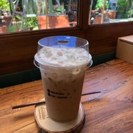 เฮือนไม้เมือง