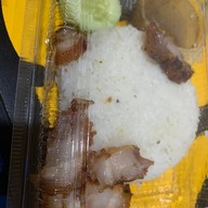 น้องสลิด คิทเช่น เสนาเวล่า