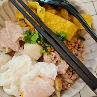 เมนูของร้าน Art calorie & ก๋วยเตี๋ยวไข่เยิ้ม - สาขากรุงเทพฯ
