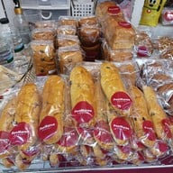 บรรยากาศ PonMaree Bakery  สีลม ซอยละลายทรัพย์