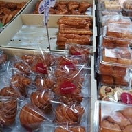 บรรยากาศ PonMaree Bakery  สีลม ซอยละลายทรัพย์