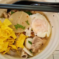 เมนูของร้าน Art calorie & ก๋วยเตี๋ยวไข่เยิ้ม - สาขากรุงเทพฯ