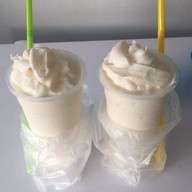 เมนูของร้าน หมวยหมวยไอศกรีมมะพร้าวอ่อน โรงพยาบาลศูนย์ สกลนคร